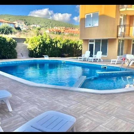 Apartment Blue Komfort Pantai Sunny Luaran gambar